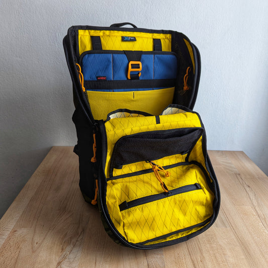 BUDDY 22 Neo - MultiCam Tropic/Yellow + BLAZE 2 laptop sleeve