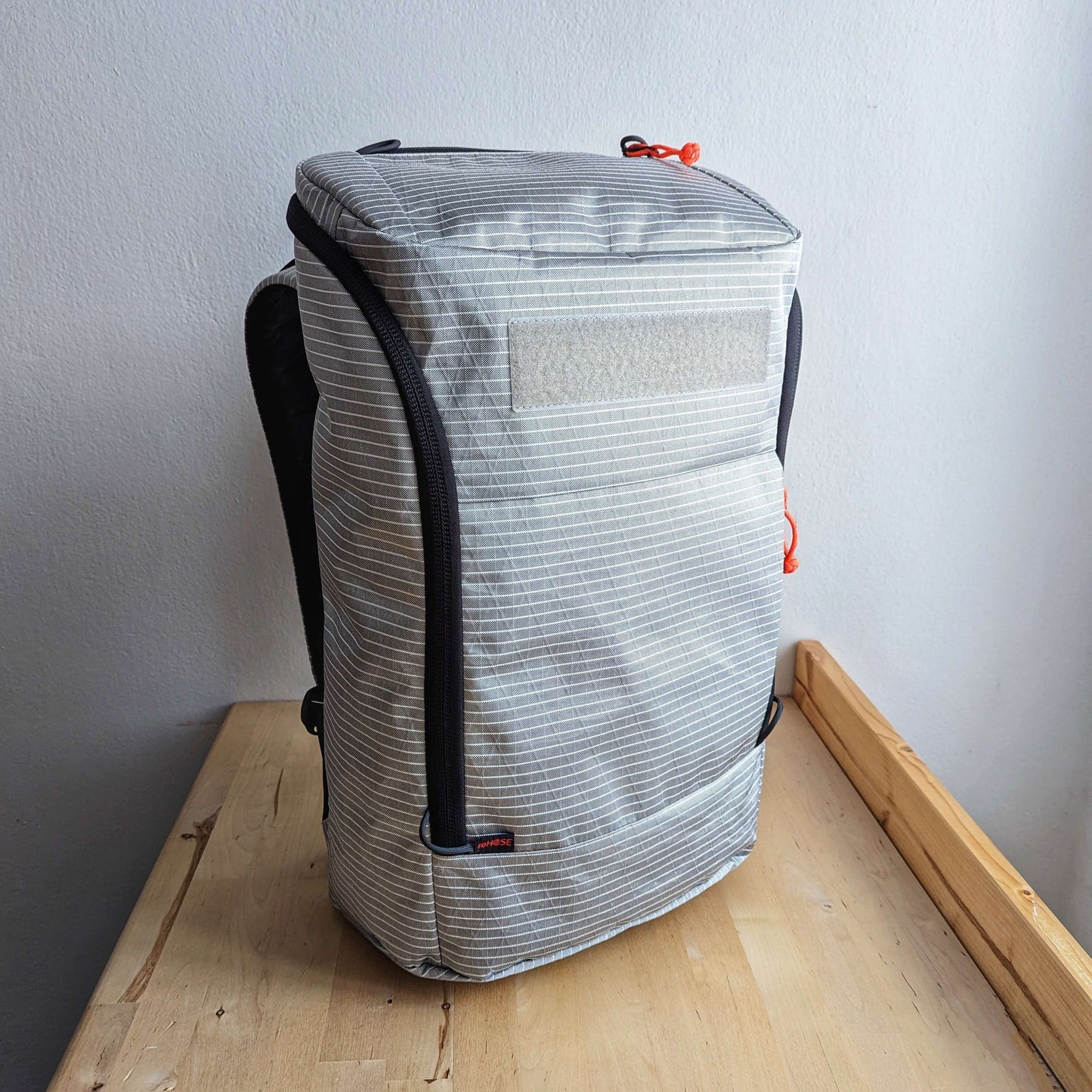 BUDDY 22 - EDC batoh - UVX40 stříbrná