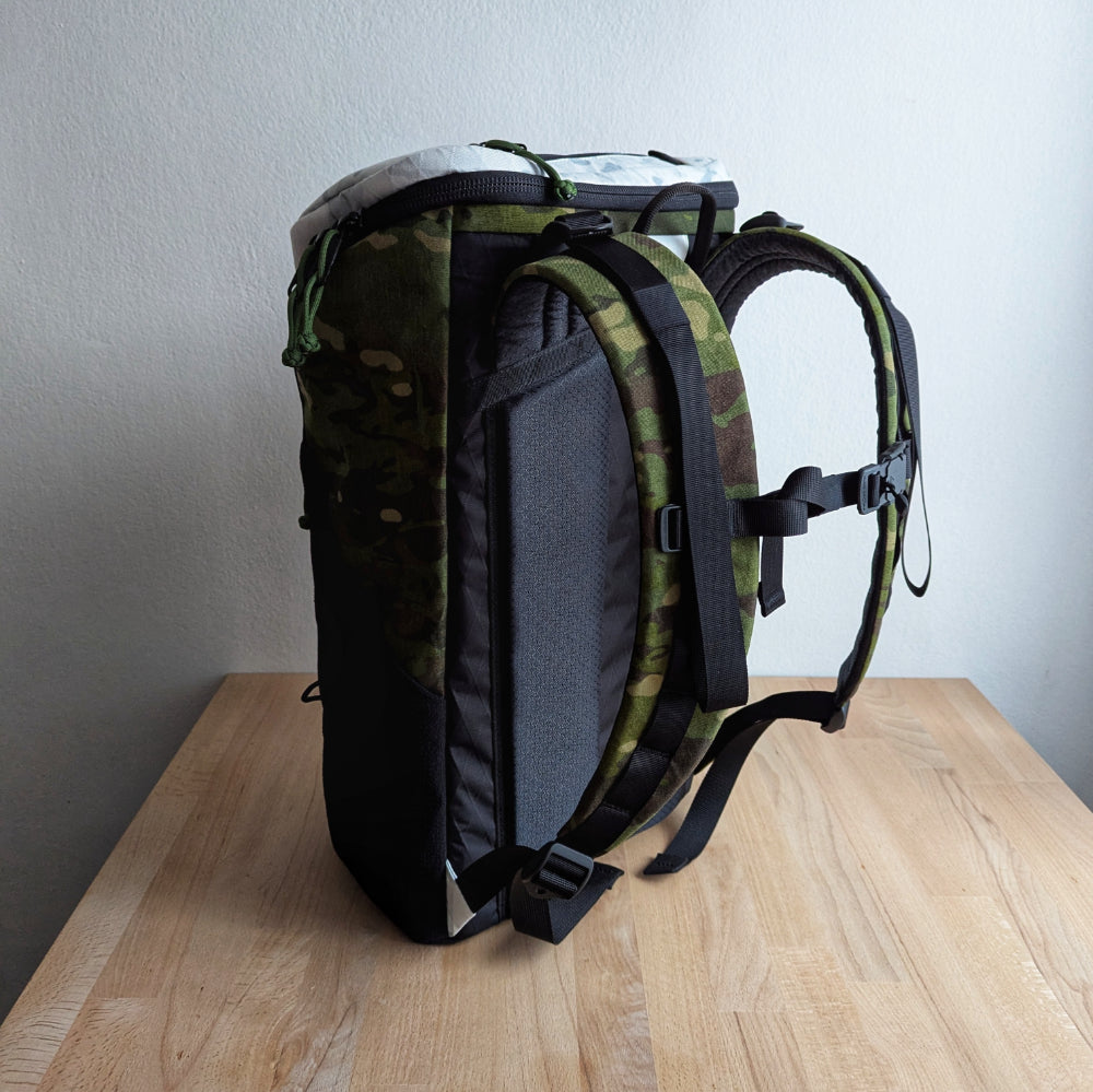 BUDDY 30 - MultiCam/Multicolored