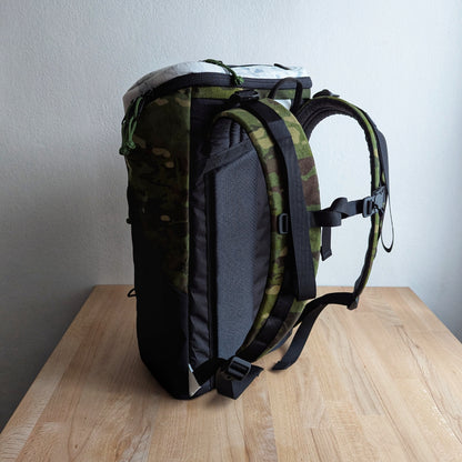 BUDDY 30 - MultiCam/Multicolored