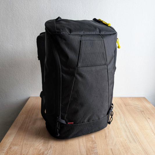 BUDDY 22 Neo - Black/Navy blue/Yellow + BLAZE 2 laptop sleeve + MUTE Velcro cover