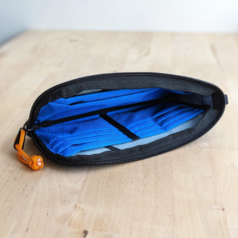 HEAT - travel case - UVX40 Silver