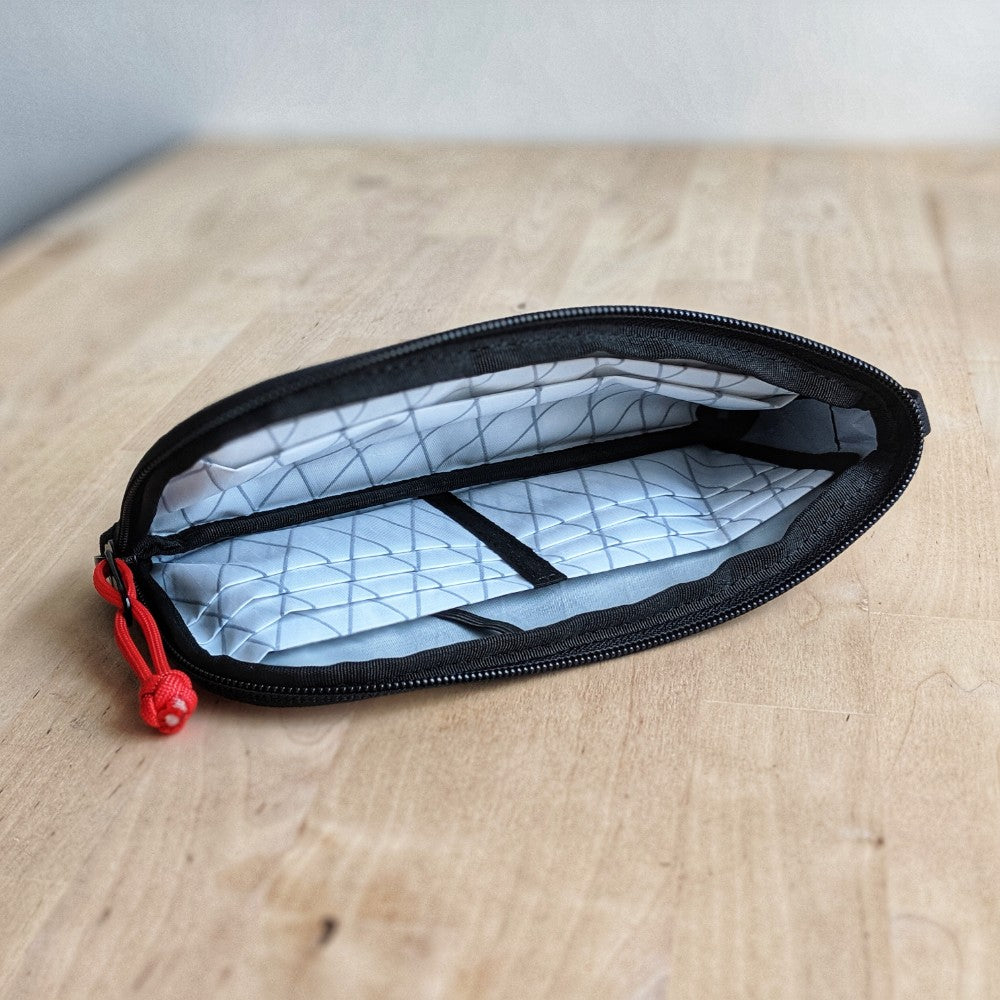HEAT - travel case - UVX40 Silver